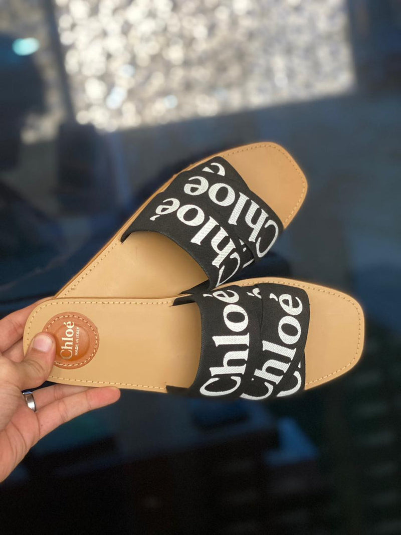CHLOE FLATS
