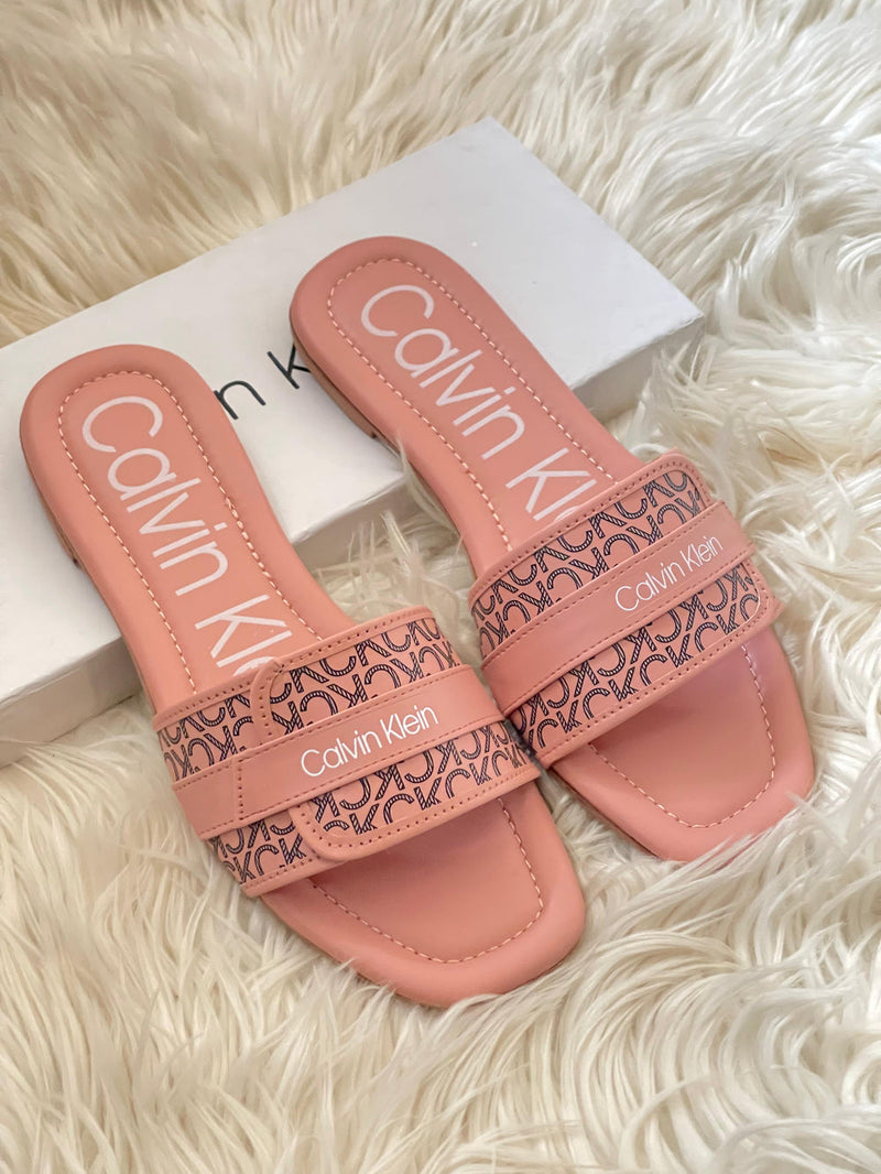 CALVIN KLEIN FLATS