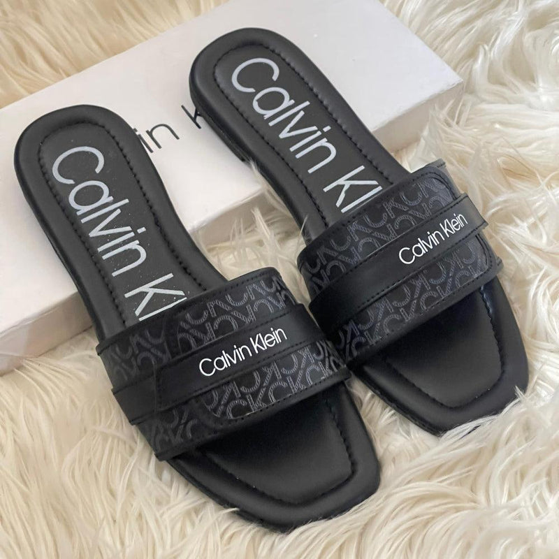 CALVIN KLEIN FLATS