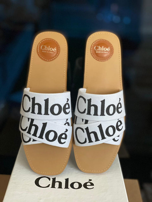 CHLOE FLATS