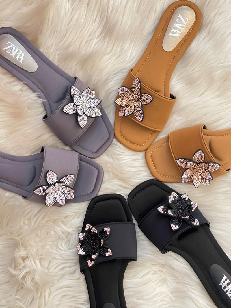 ZARA FLATS