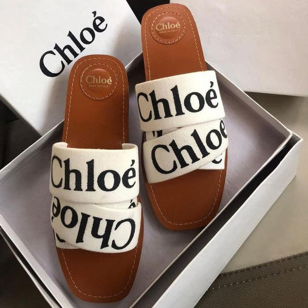 CHLOE FLATS
