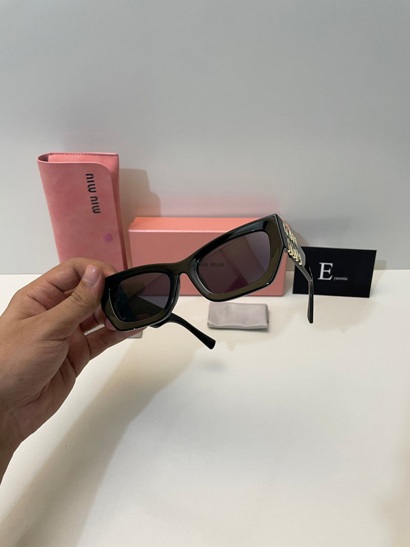 MIU MIU SUNGLASSES