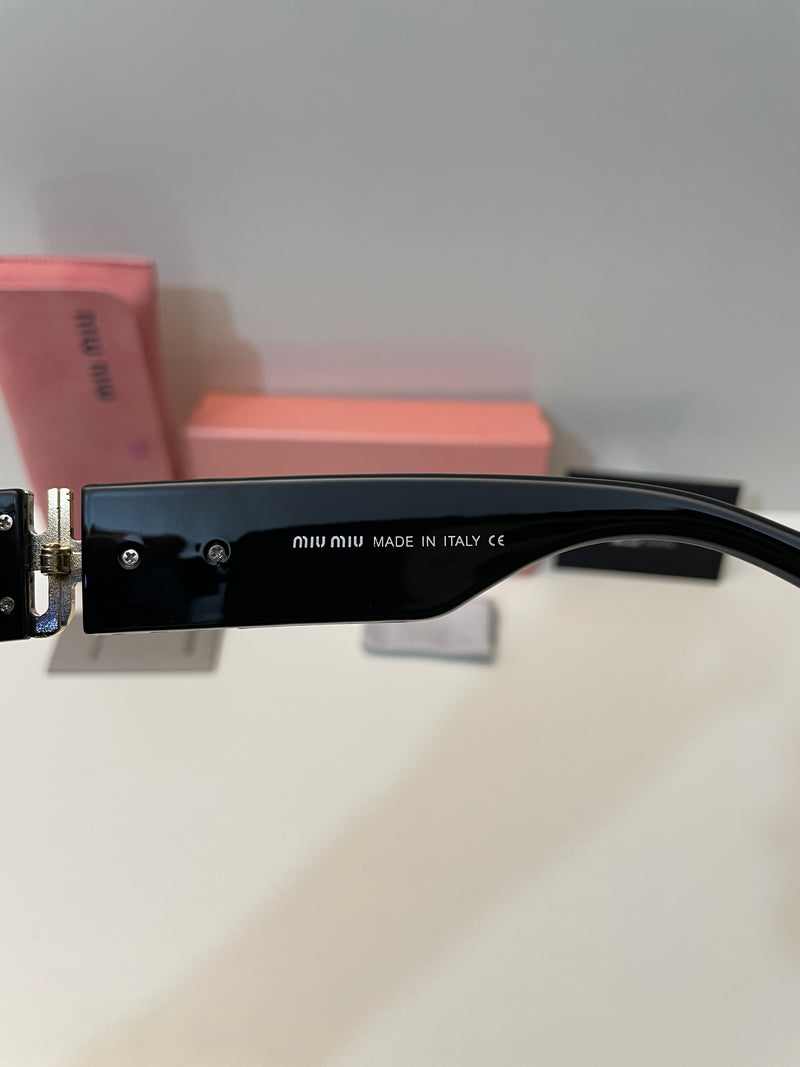 MIU MIU SUNGLASSES