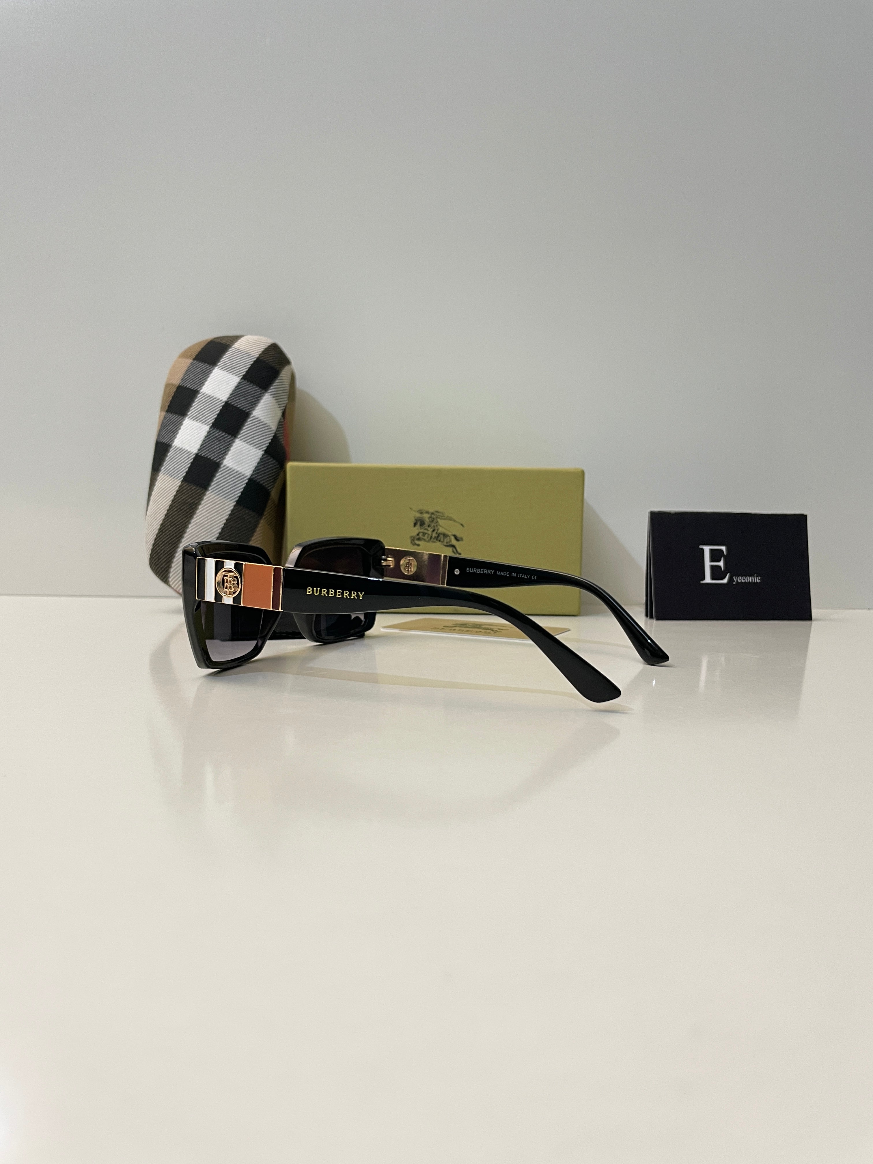 Burberry sunglasses