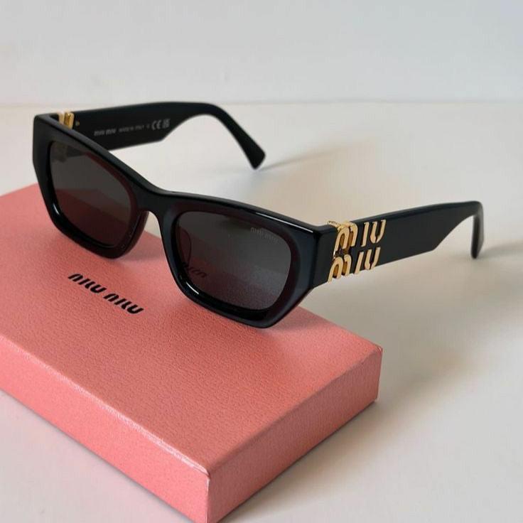 MIU MIU SUNGLASSES