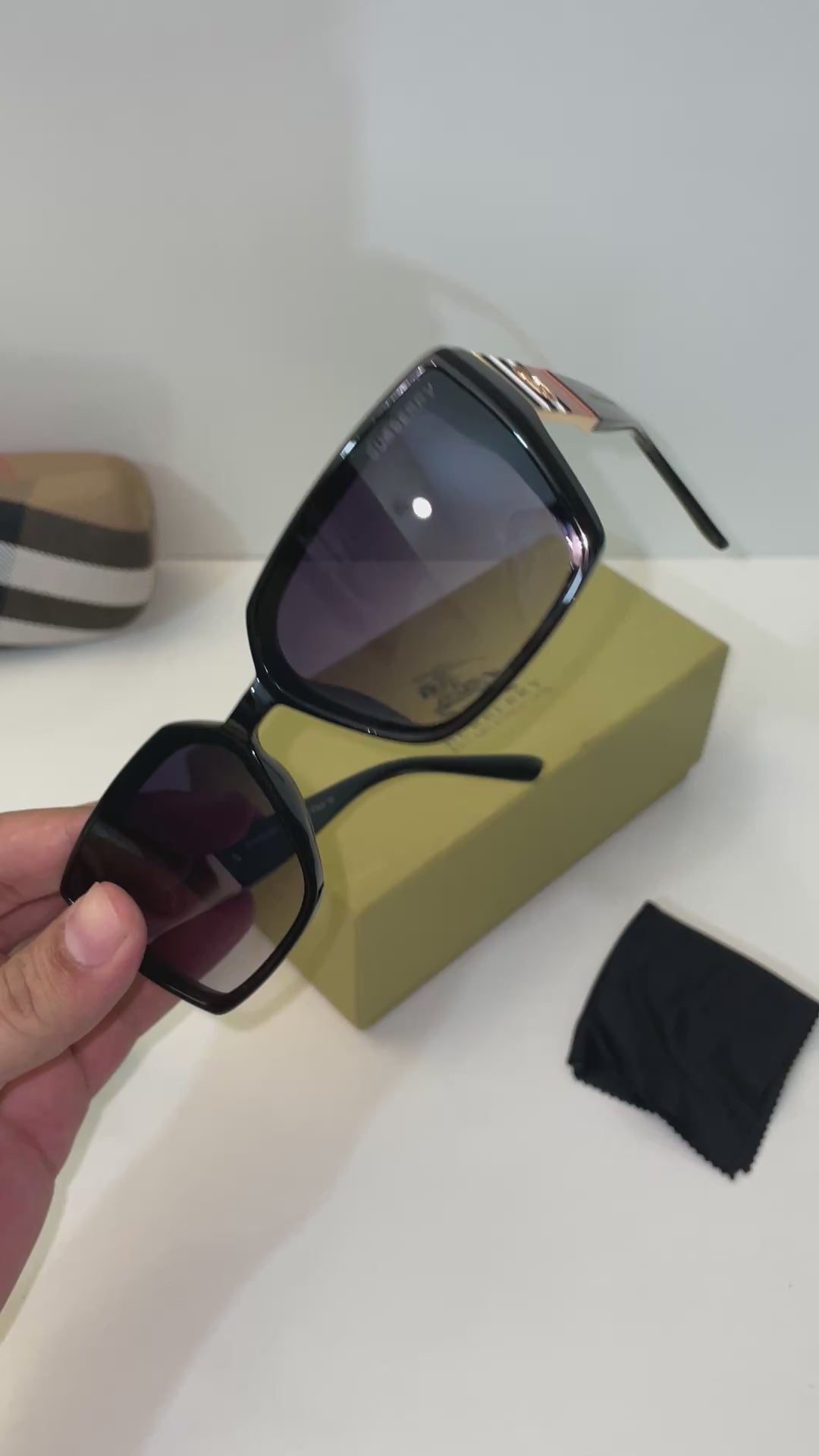 Burberry sunglasses