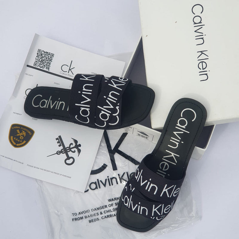 CALVIN KLEIN FLATS
