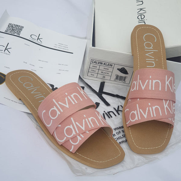 CALVIN KLEIN FLATS